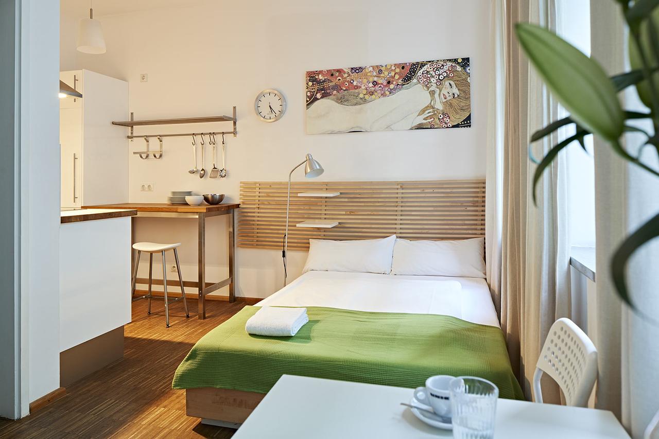 Nonstop Hotel Augsburg - Ubernacht - Hostelhotelhome Exterior photo